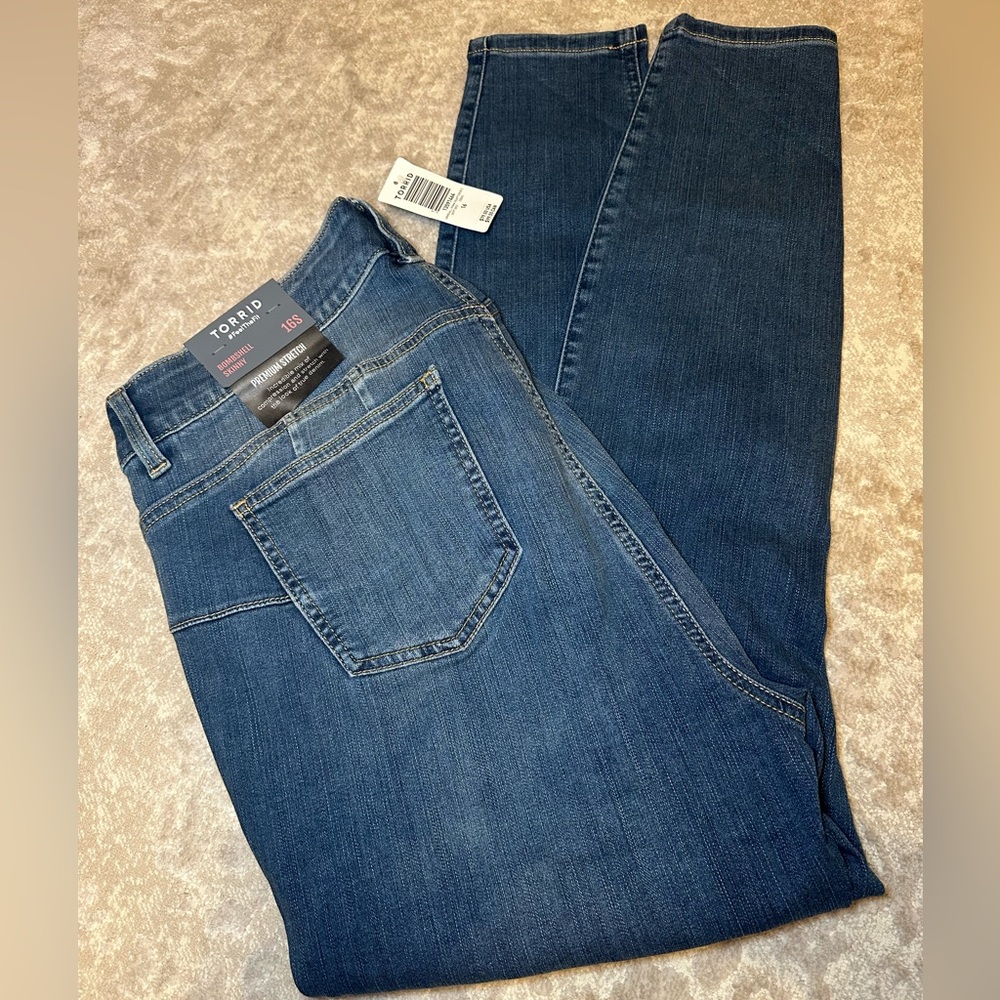 Torrid Bombshell High Rise Skinny Jean 16S NWT